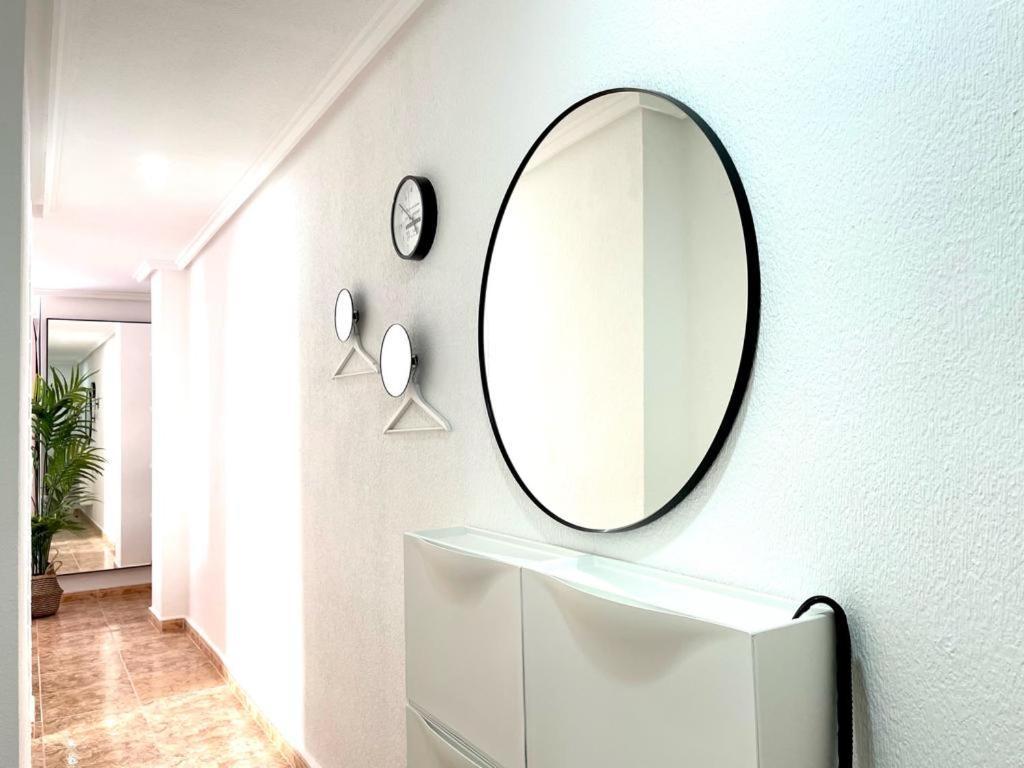 Apartamento Azzurro Lägenhet Torrevieja Exteriör bild